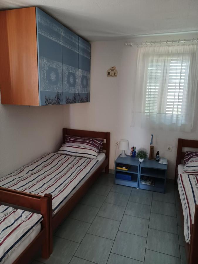 Apartmani Jakovljevic Μούρτερ Εξωτερικό φωτογραφία