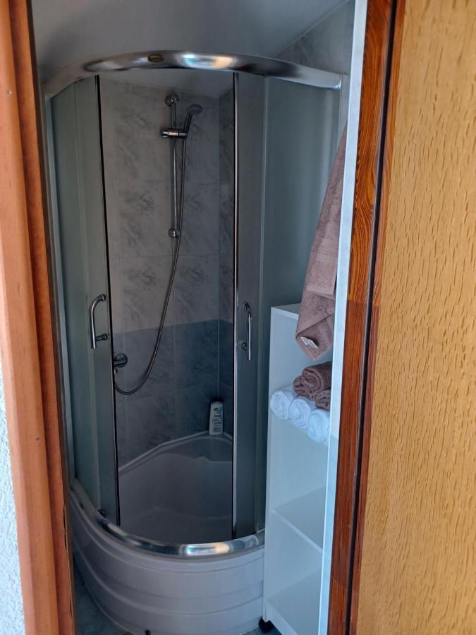 Apartmani Jakovljevic Μούρτερ Εξωτερικό φωτογραφία