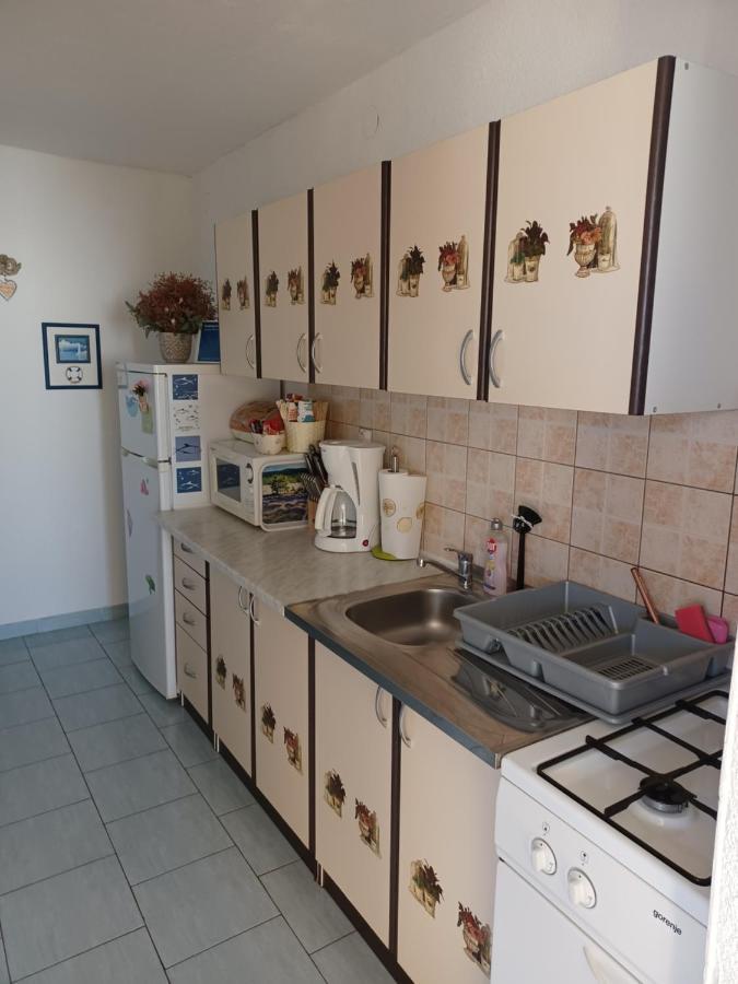 Apartmani Jakovljevic Μούρτερ Εξωτερικό φωτογραφία