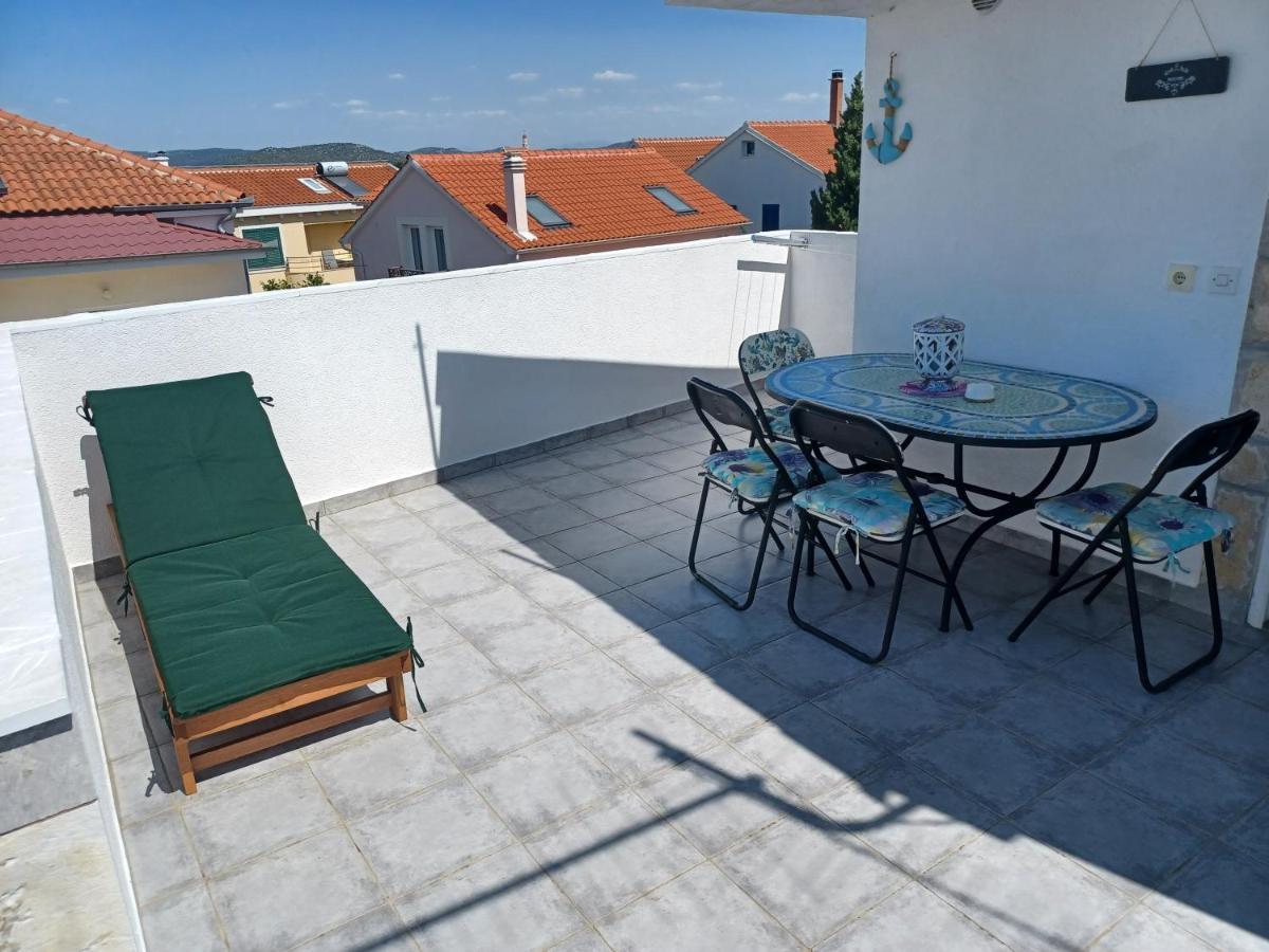 Apartmani Jakovljevic Μούρτερ Εξωτερικό φωτογραφία